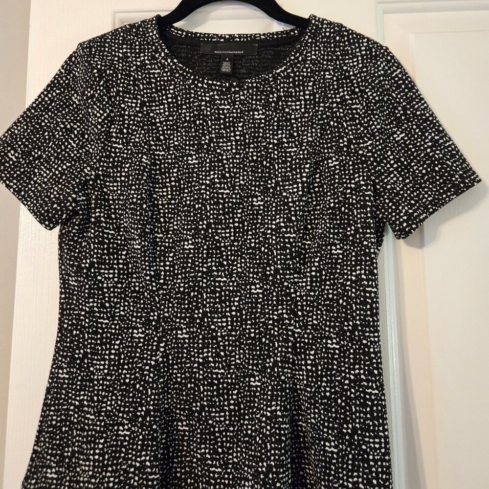 Womens White House Black Market Size small black and white peplum top